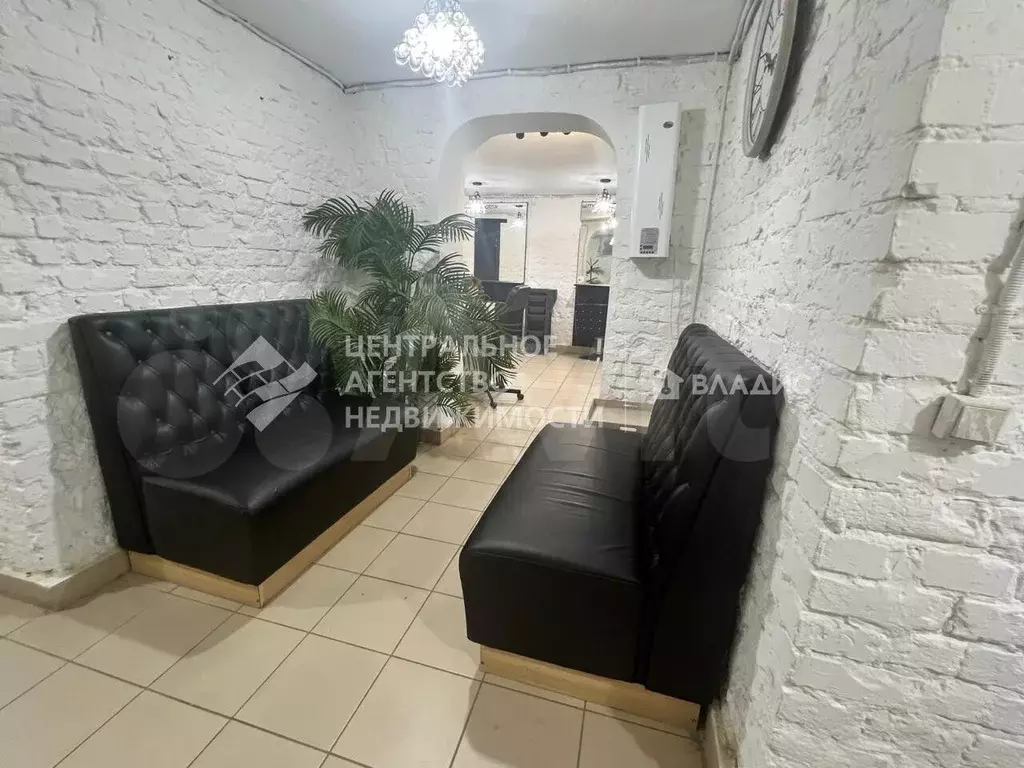 Сдам помещение свободного назначения, 46.9 м - Фото 0