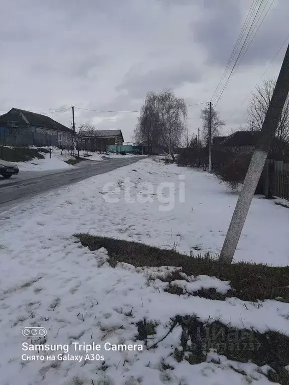 Участок в Белгородская область, Новооскольский муниципальный округ, с. ... - Фото 1