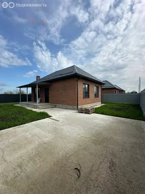 Дом в Старомышастовская, улица Ленина, 10 (100 м) - Фото 0