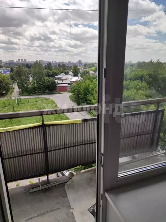 Комната 27 м в 2-к., 5/9 эт. - Фото 1