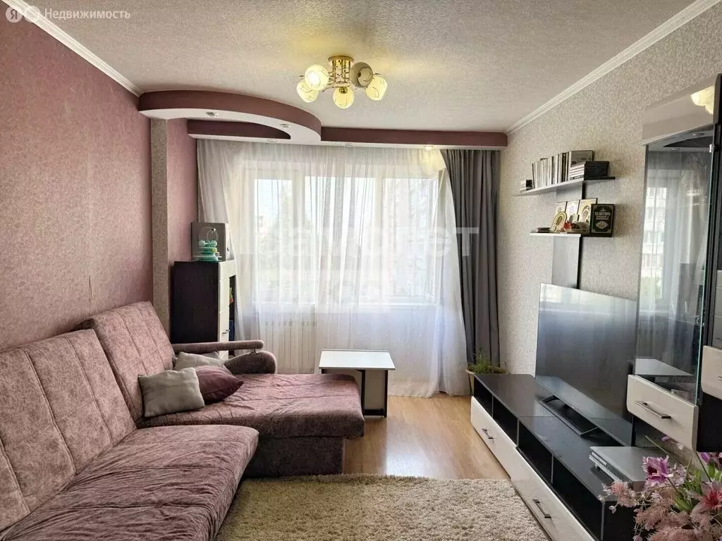 3-комнатная квартира: Киров, проспект Строителей, 46 (61.6 м) - Фото 1