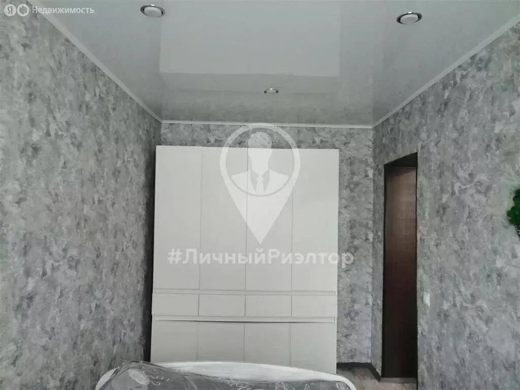 3-комнатная квартира: Некрасово, Совхозная улица, 2 (50 м) - Фото 1