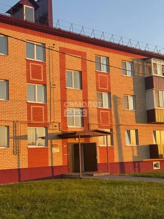 2-к кв. Липецкая область, Задонск ул. Сергея Есенина, 2 (49.6 м) - Фото 1