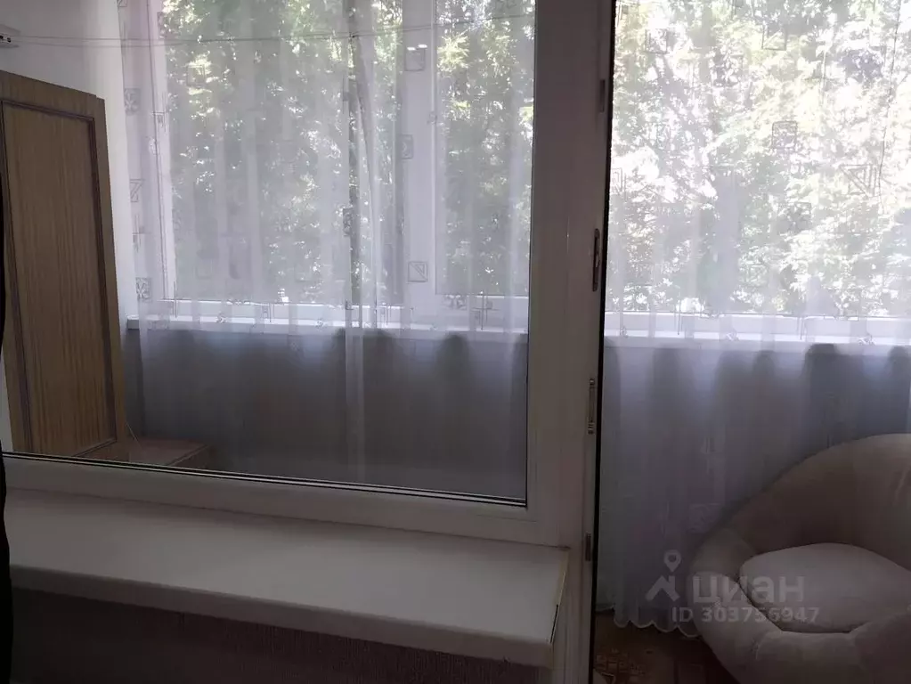 1-к кв. Курганская область, Курган Заозерный жилрайон, 3-й мкр, 5 ... - Фото 2