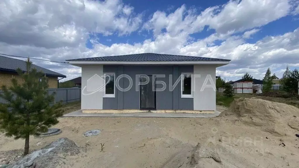 Дом в Тюменская область, Тюменский муниципальный округ, д. Паренкина  ... - Фото 1