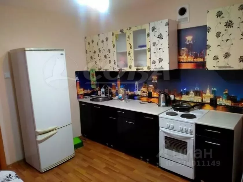 1-к кв. Тюменская область, Тобольск 7А мкр, 23В (36.7 м) - Фото 1