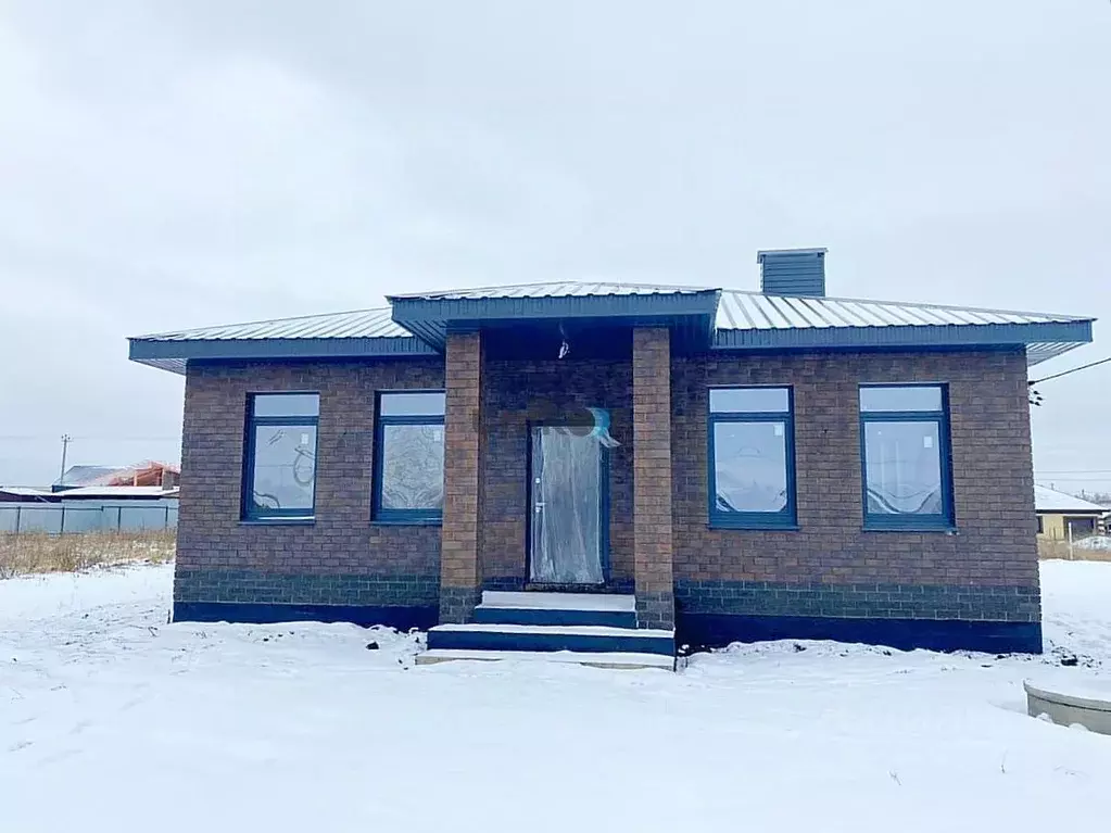 Дом в Башкортостан, Уфимский район, Русско-Юрмашский сельсовет, д. ... - Фото 0