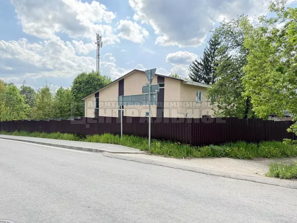 Дом в Смоленская область, Смоленск ул. Гоголя, 3 (220 м) - Фото 2