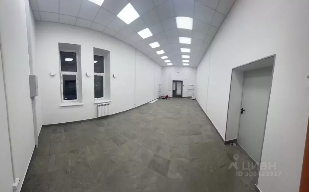 Помещение свободного назначения в Омская область, Омск ул. 10 лет ... - Фото 1