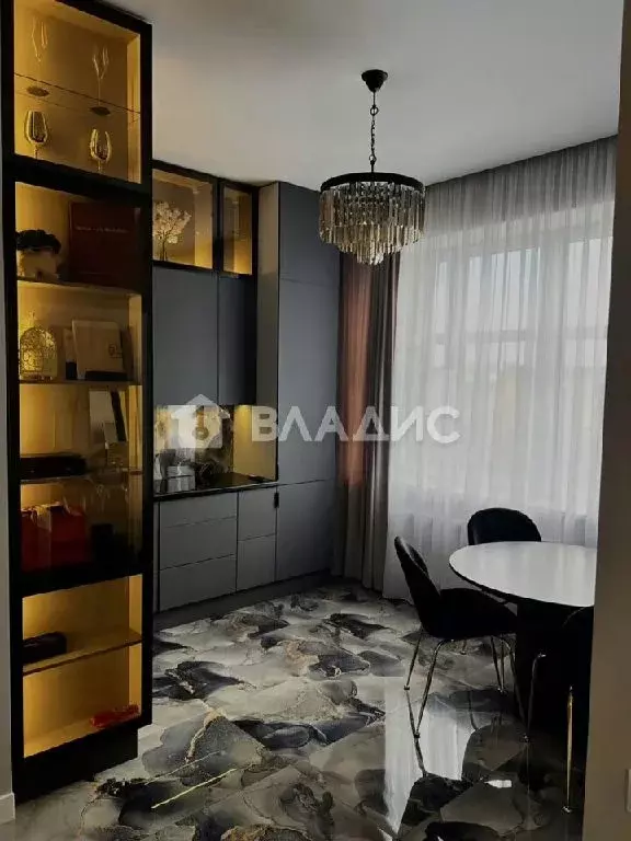 Продается 1-комнатная квартира - Фото 1