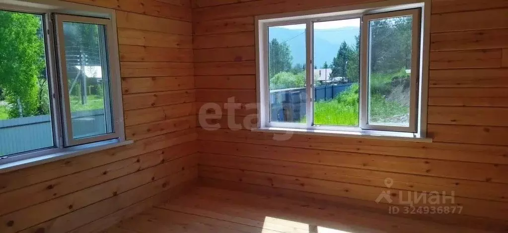 Дом в Красноярский край, Дивногорск городской округ, пос. Манский ул. ... - Фото 1