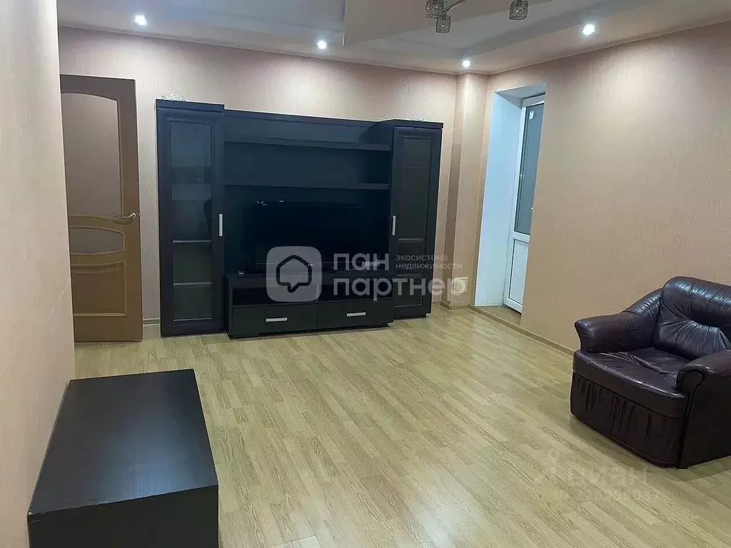 2-к кв. Санкт-Петербург Гаккелевская ул., 33к1 (73.8 м) - Фото 1