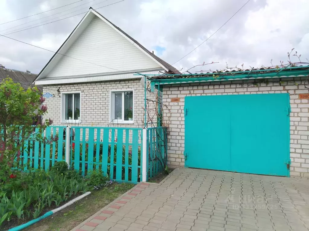 Дом в Брянская область, Жуковка Молодежная ул. (80 м) - Фото 2