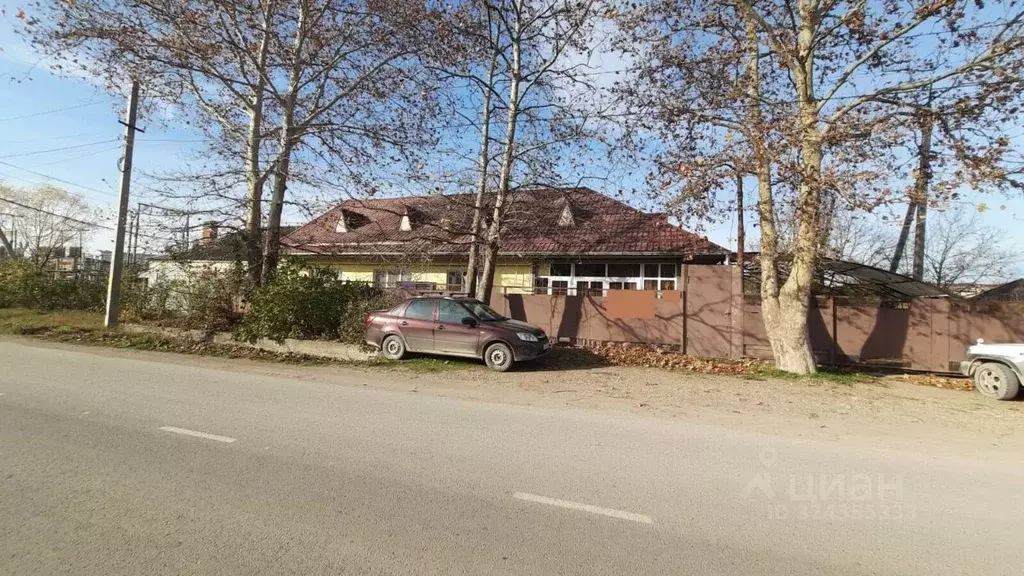 3-к кв. Краснодарский край, Абинск Заводская ул., 1 (195.0 м) - Фото 1