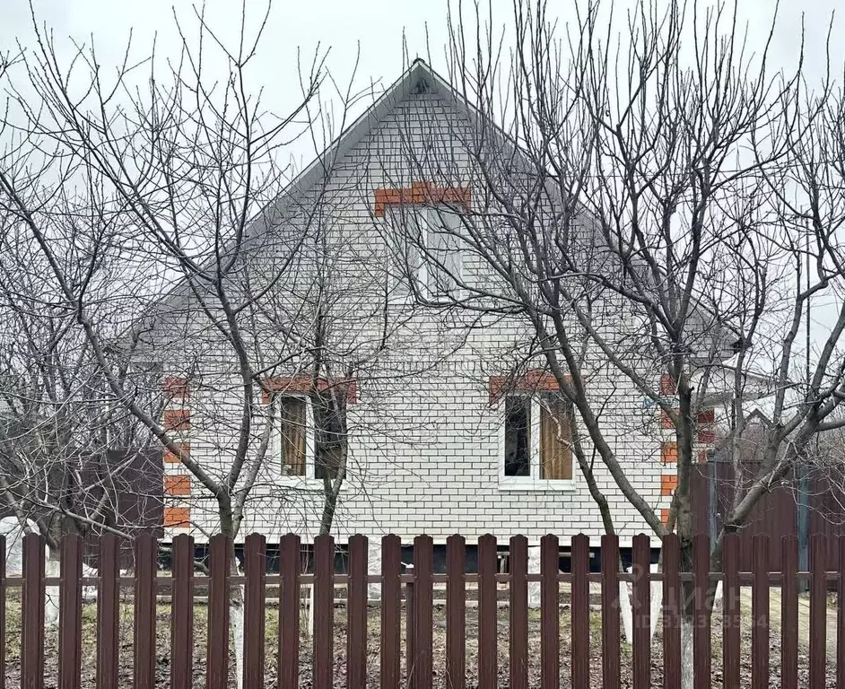 Дом в Белгородская область, Старооскольский городской округ, с. ... - Фото 0