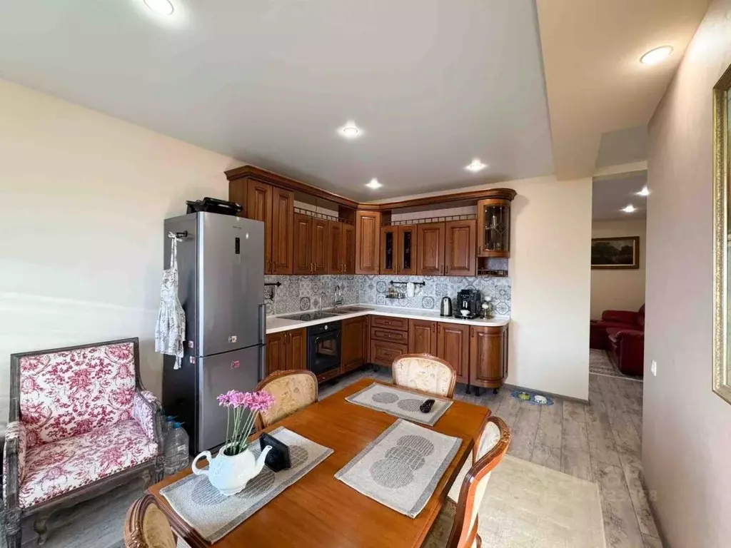 Дом в Крым, Алушта муниципальный округ, с. Лучистое пер. Волшебный ... - Фото 2