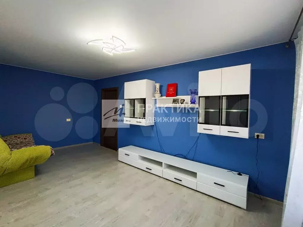2-к. квартира, 56 м, 4/10 эт. - Фото 0