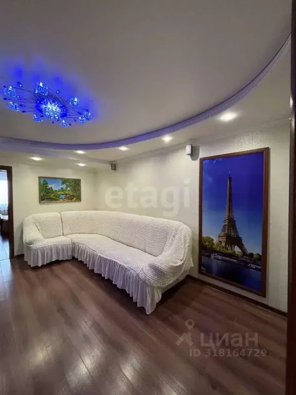 2-к кв. Татарстан, Казань ул. Максимова, 40 (75.7 м) - Фото 0