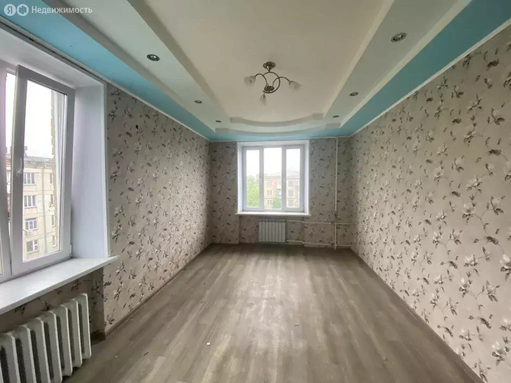 4-комнатная квартира: Челябинск, улица Богдана Хмельницкого, 25 (72 м) - Фото 1