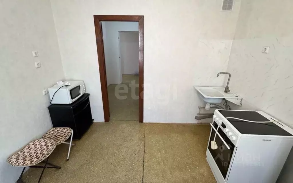 3-к кв. Белгородская область, Строитель Яковлевский городской округ, ... - Фото 0