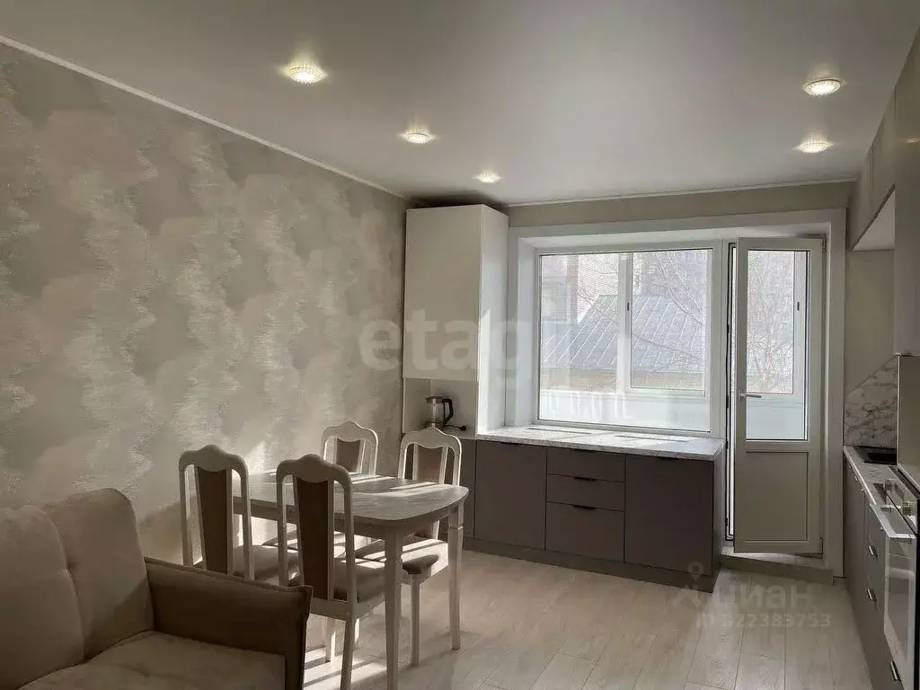 1-к кв. Алтайский край, Бийск Советская ул., 214/1 (37.7 м) - Фото 1