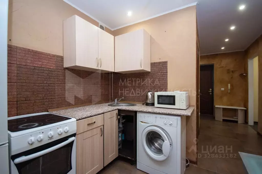 1-к кв. Тюменская область, Тюмень ул. Максима Горького, 10 (34.8 м) - Фото 1