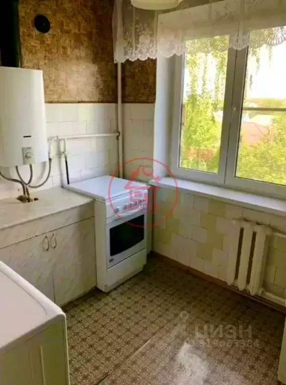 1-к кв. Краснодарский край, Армавир ул. Советской Армии, 19 (31.0 м) - Фото 0
