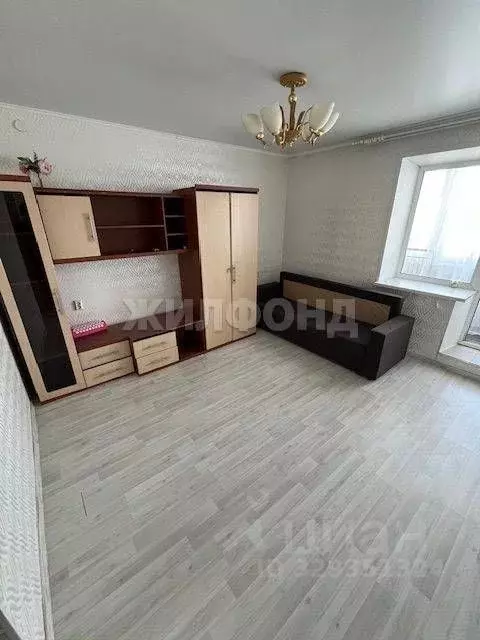 3-к кв. Новосибирская область, Новосибирск ул. Петухова, 6/4 (74.0 м) - Фото 1