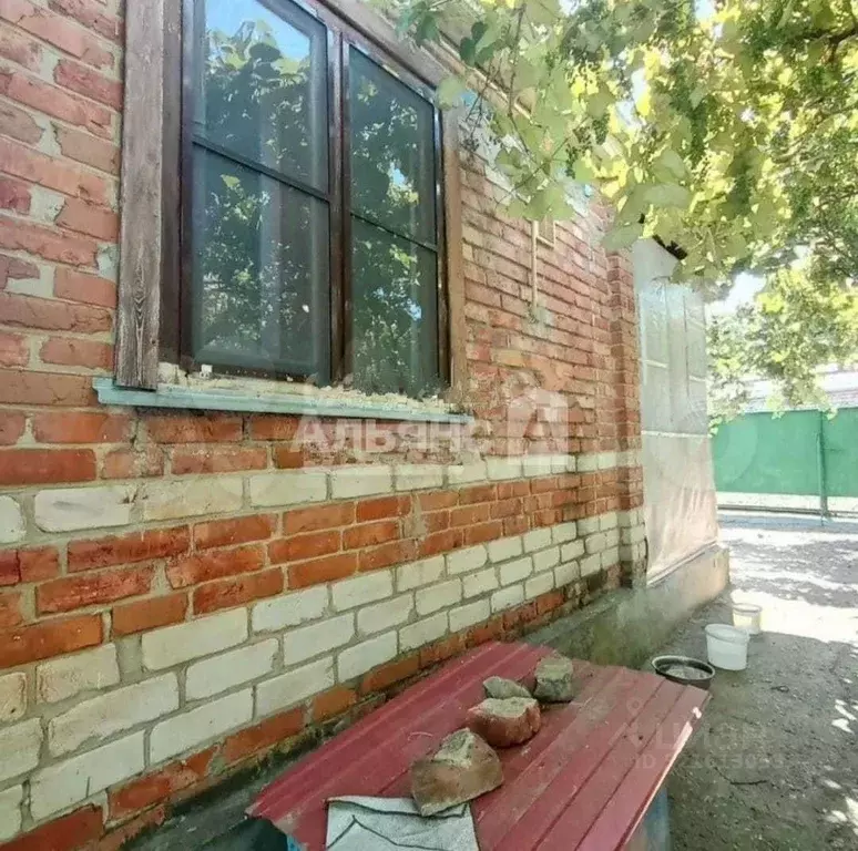 Дом в Краснодарский край, Тимашевск пер. 1-й Дружбы, 18 (42 м) - Фото 1