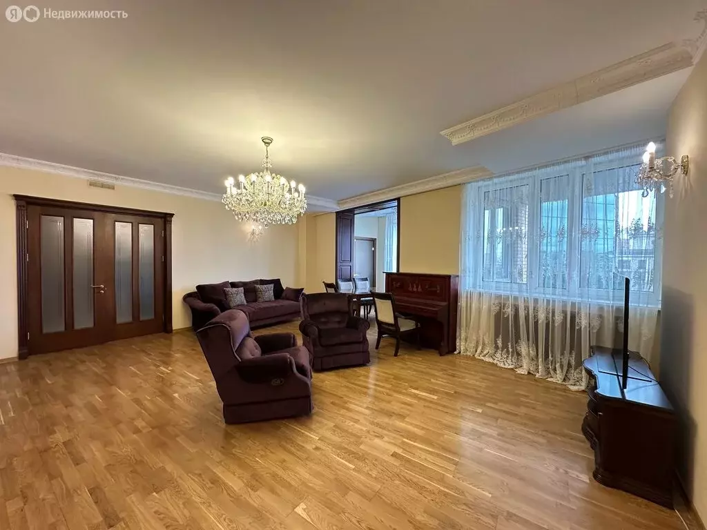 4-комнатная квартира: Москва, Комсомольский проспект, 32к2 (157.5 м) - Фото 1