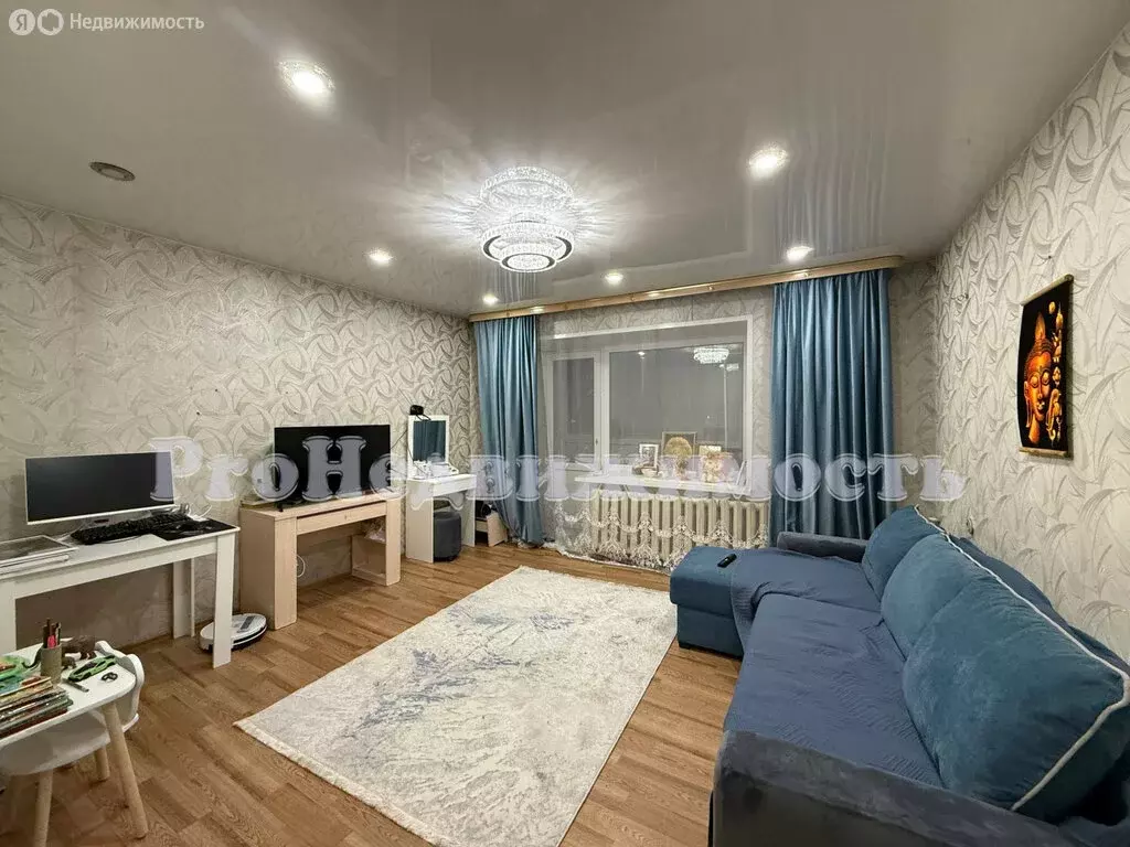 2-комнатная квартира: Кызыл, улица Калинина, 3Б (52.4 м) - Фото 1