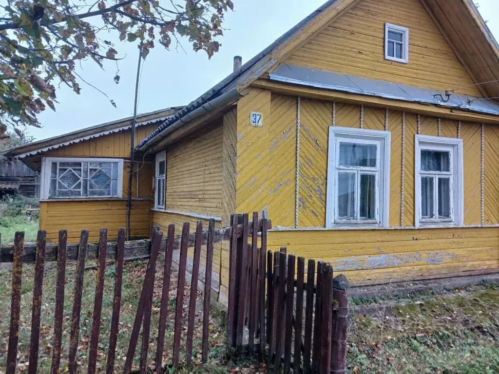 Дом в Новгородская область, Солецкий муниципальный округ, д. Большое ... - Фото 1