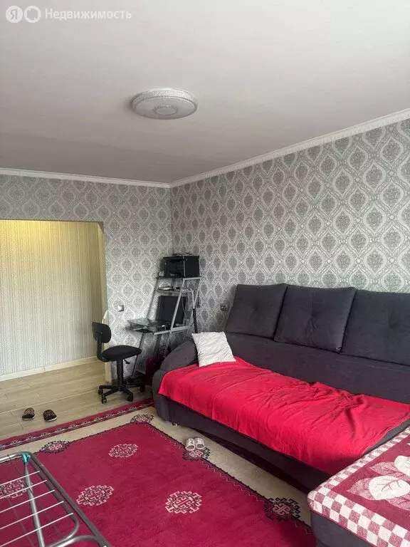 3-комнатная квартира: Кызыл, Набережная улица, 20 (69 м) - Фото 1