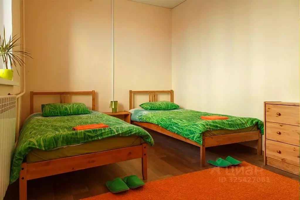 Комната Челябинская область, Миасс ул. Богдана Хмельницкого, 22 (10.0 ... - Фото 1