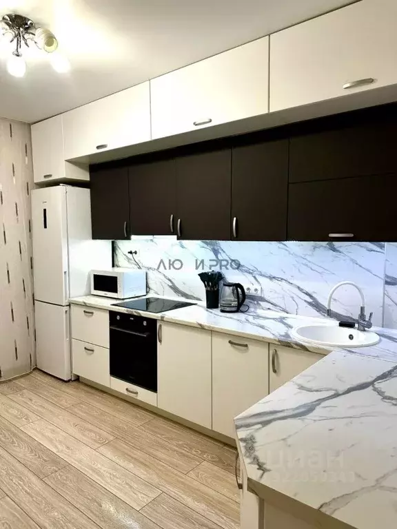 2-к кв. Башкортостан, Уфа бул. Яркий, 5 (53.0 м) - Фото 0