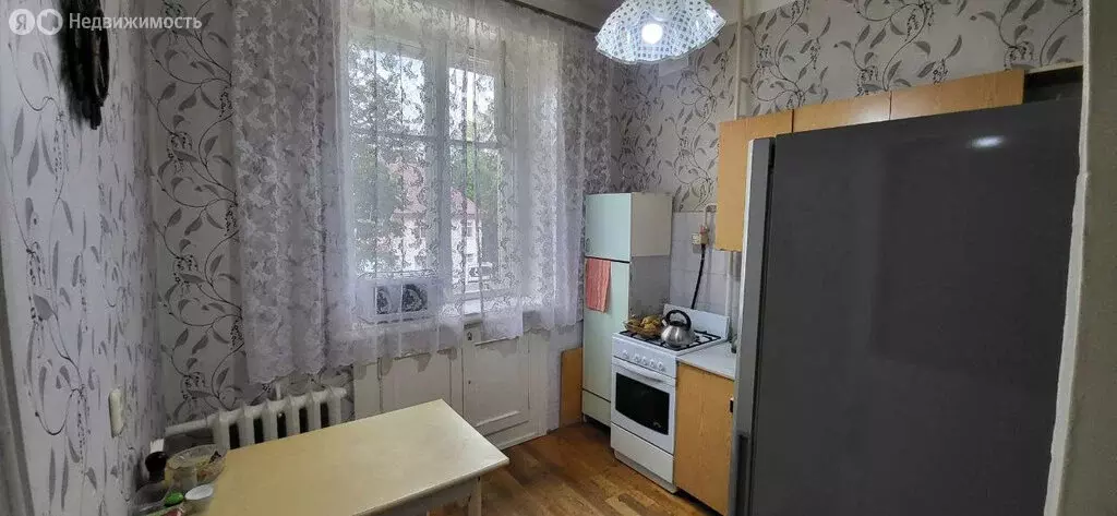 3-комнатная квартира: Уфа, улица Ульяновых, 44 (75.7 м) - Фото 1