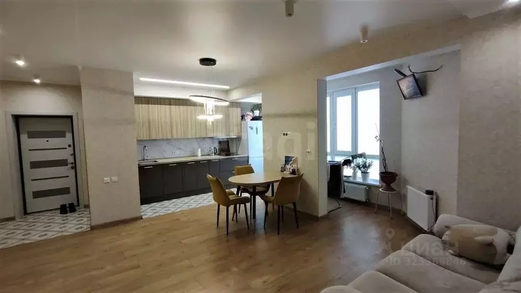 3-к кв. Крым, Симферопольский район, с. Мирное ул. Крымской Весны ... - Фото 1