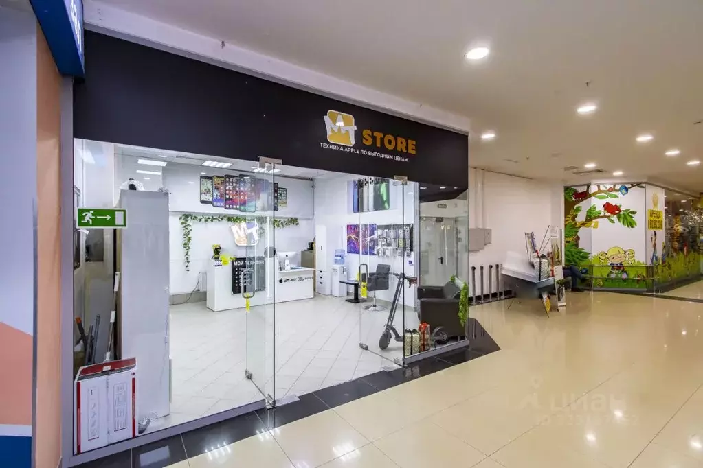 Торговая площадь в Тюменская область, Тюмень ул. 50 лет ВЛКСМ, 63 (29 ... - Фото 1