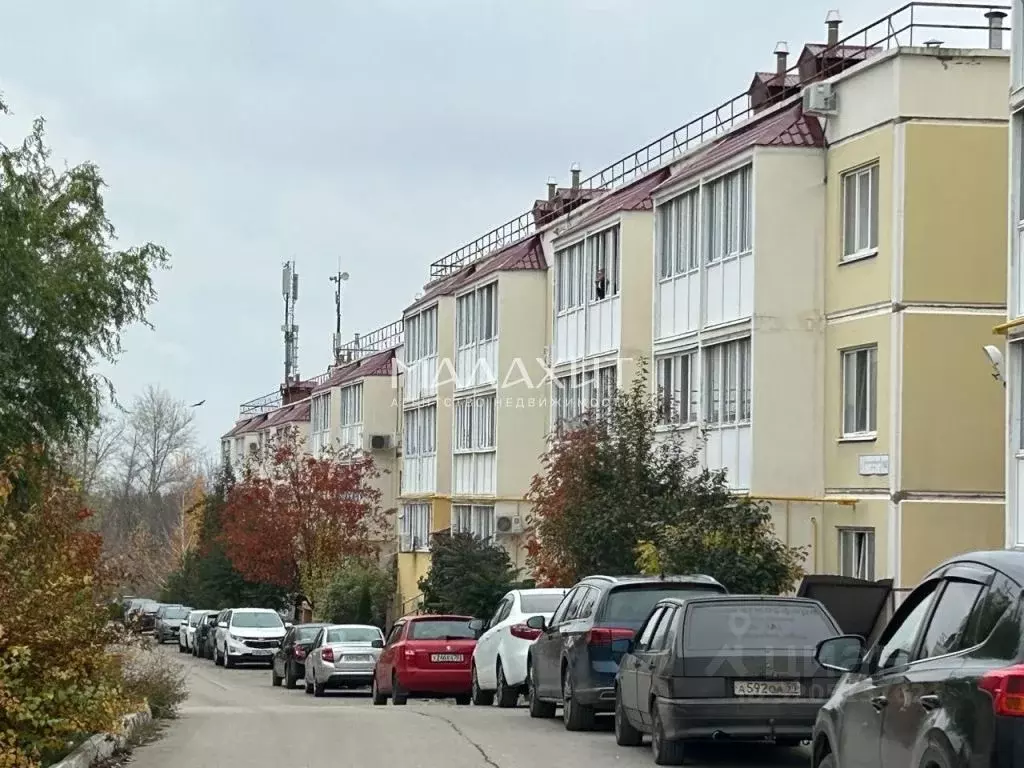 2-к кв. Самарская область, Самара Демократическая ул., 168 (64.5 м) - Фото 1