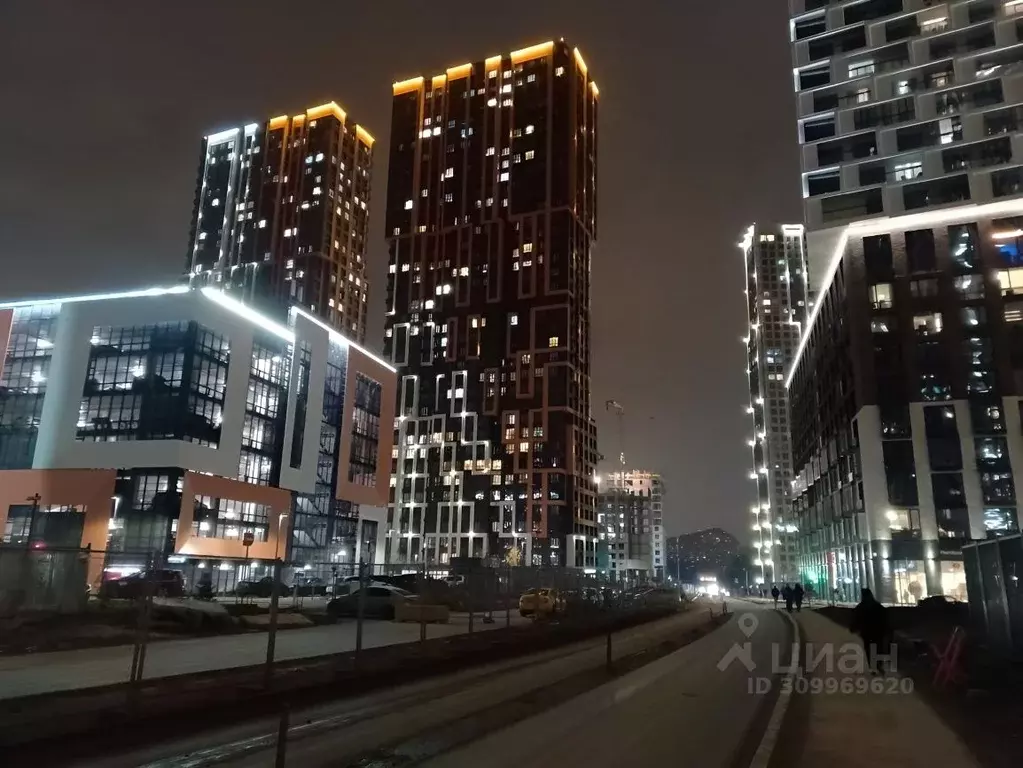 Гараж в Москва Мосфильмовская ул., 98к3 (17 м) - Фото 0