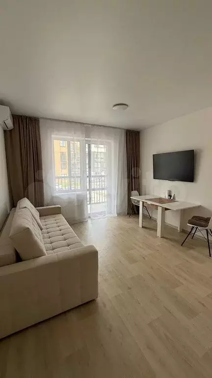 2-к. квартира, 63 м, 2/4 эт. - Фото 0