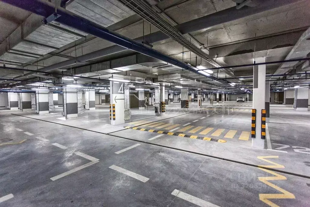 Гараж в Тюменская область, Тюмень ул. Федюнинского, 30к9 (14 м) - Фото 1