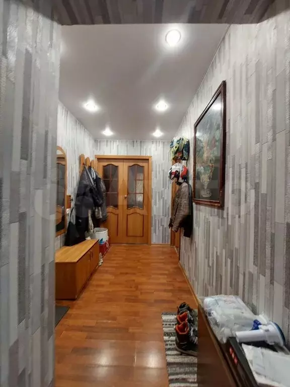2-к. квартира, 58 м, 2/9 эт. - Фото 0