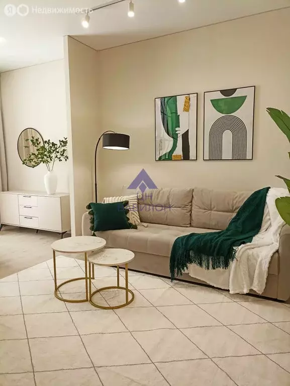 1-комнатная квартира: Волгодонск, улица Маршала Кошевого, 27 (50 м) - Фото 1