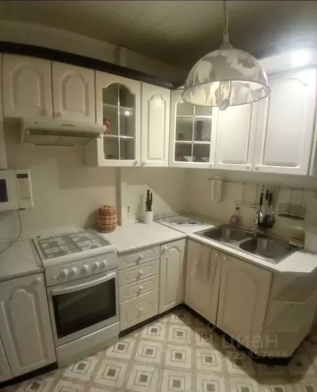 2-к кв. Кировская область, Киров ул. Защитников Отечества, 34 (46.5 м) - Фото 2