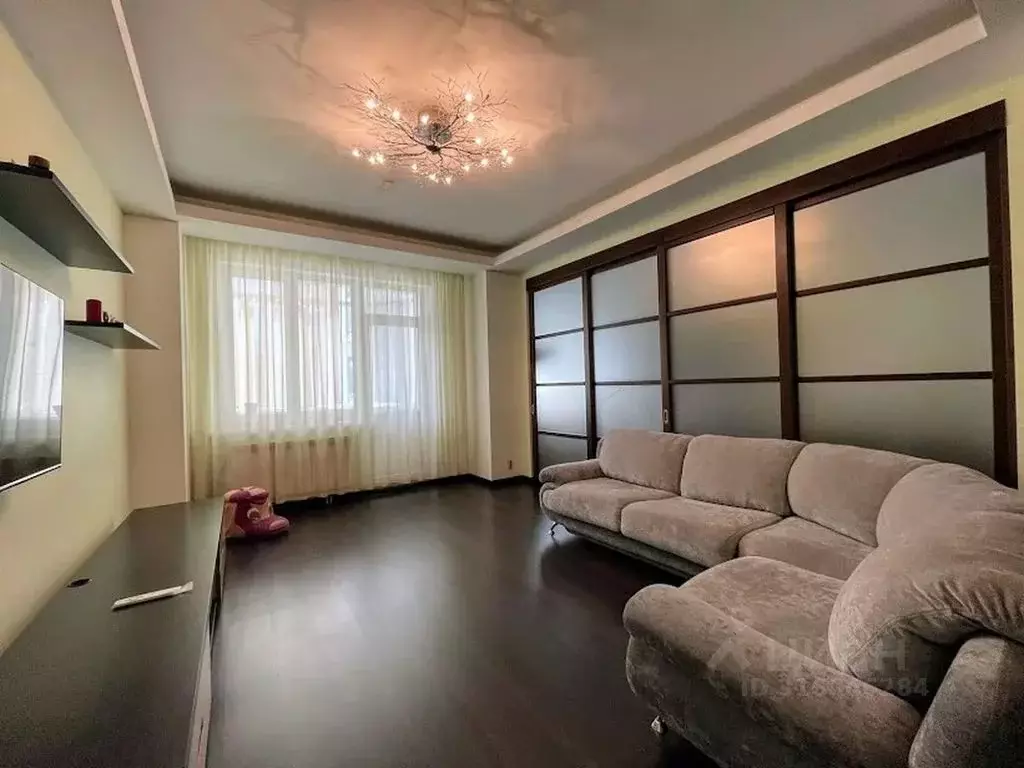 3-к кв. Челябинская область, Челябинск ул. Энгельса, 26а (112.0 м) - Фото 0