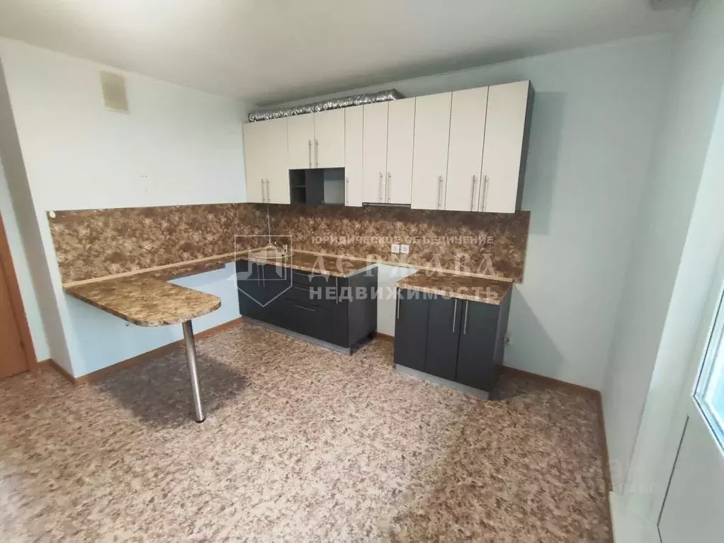 1-к кв. Кемеровская область, Кемерово просп. Восточный, 25 (30.0 м) - Фото 1