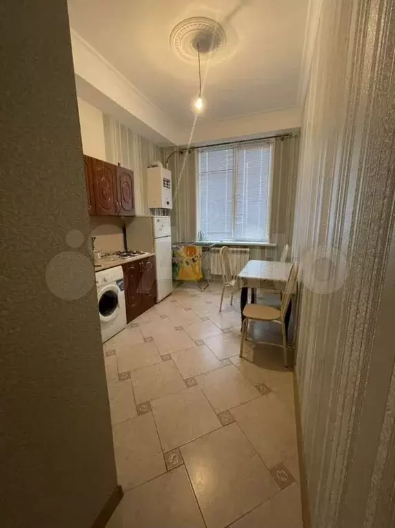 2-к. квартира, 70м, 1/6эт. - Фото 0