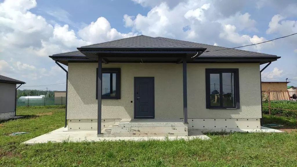 Дом в Свердловская область, Белоярский муниципальный округ, д. Гусева ... - Фото 1