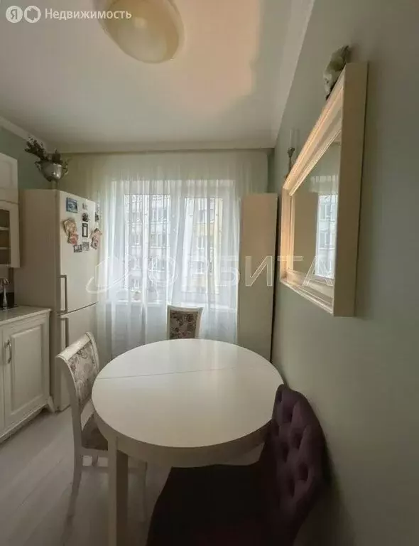 2-комнатная квартира: Тюмень, улица Щорса, 10 (50 м) - Фото 2